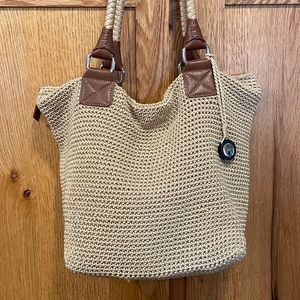 The Sak Crochet Woven Shoulder Handbag Purse Tan Brown Tote Bag Like New - EUC!